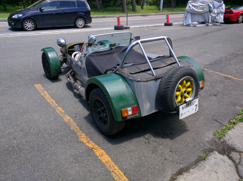 Also, I think I prefer the yellow wheel color. Gotta rep the Lotus colors, after all.